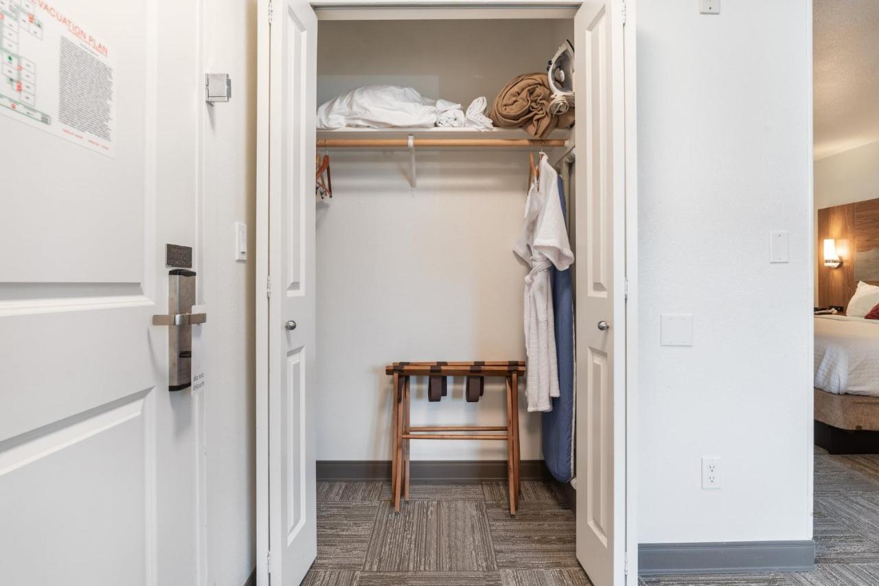 Marshall Suites Bainbridge Island Buitenkant foto